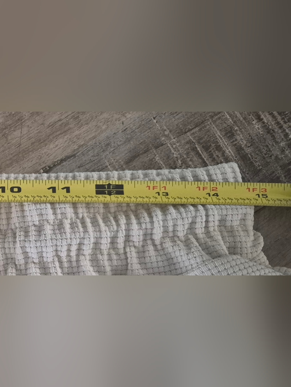 Beige/Tan Activewear 2-Piece Set - Size M, Ultralight Material. - Picture 5 of 13